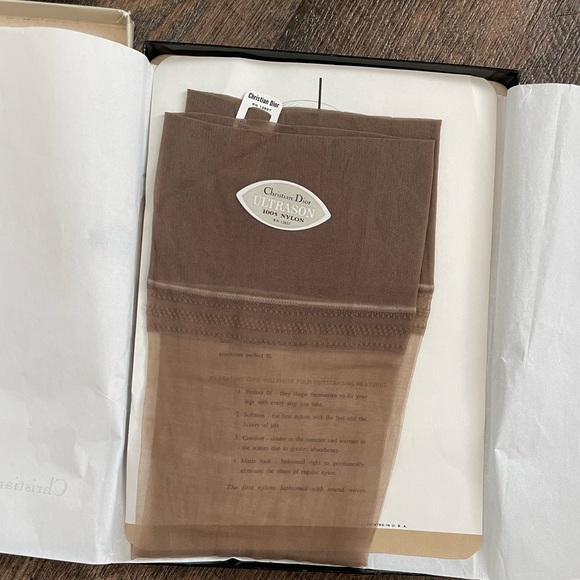 Vintage Christian Dior Ultra Dior-French Taupe - Picture 3 of 8